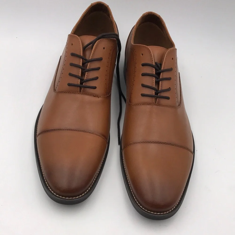 NWOB Aldo Leather Lace Up Toe Cap Oxford